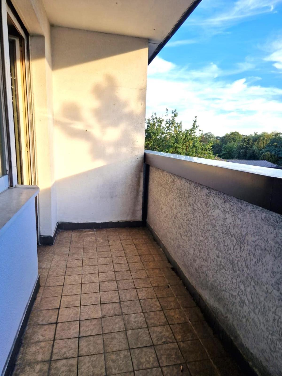 Meribu H1 Wohnung Fuer Monteure Und Arbeiter Gelsenkirchen Bagian luar foto