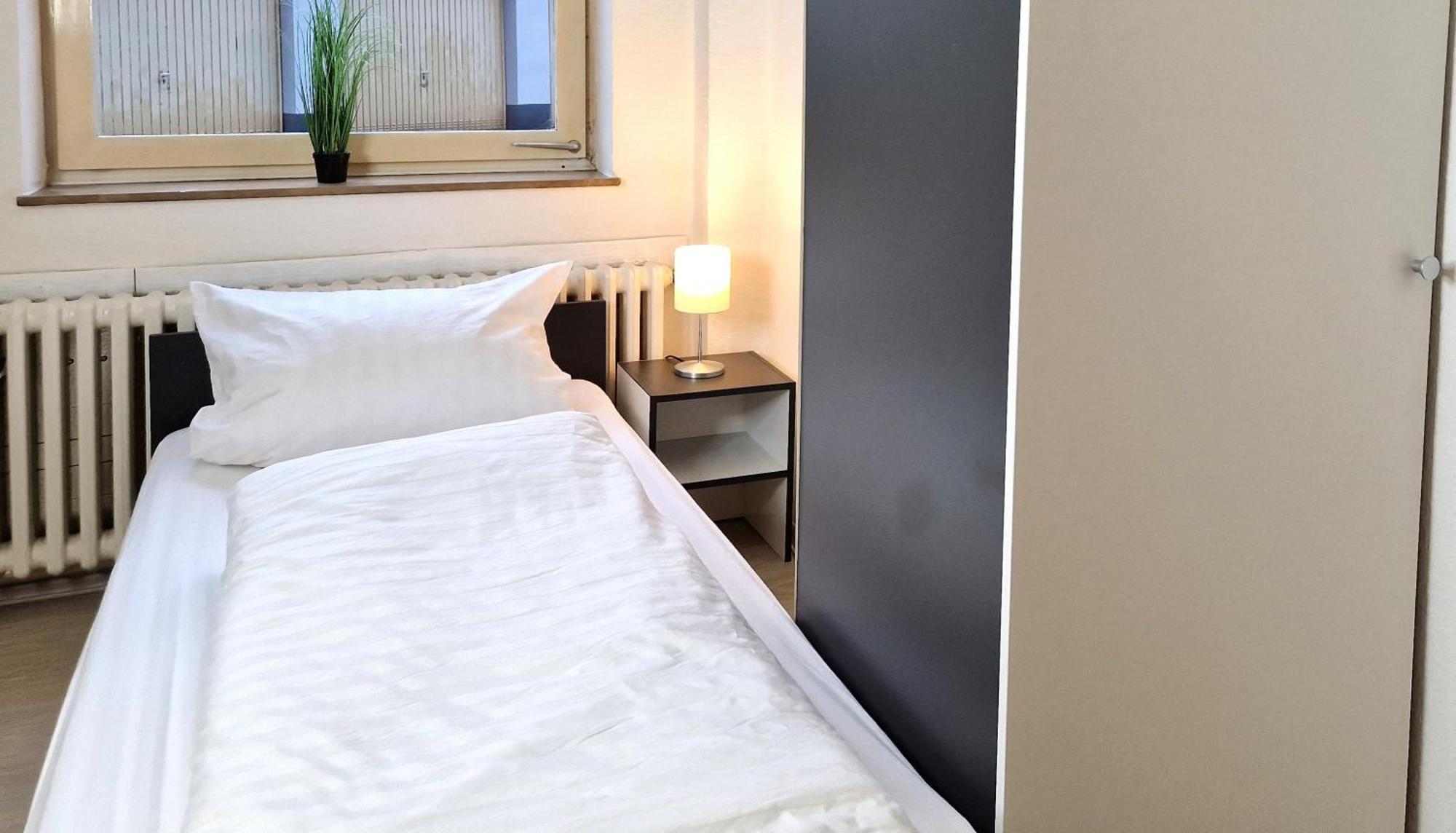 Meribu H1 Wohnung Fuer Monteure Und Arbeiter Gelsenkirchen Bagian luar foto