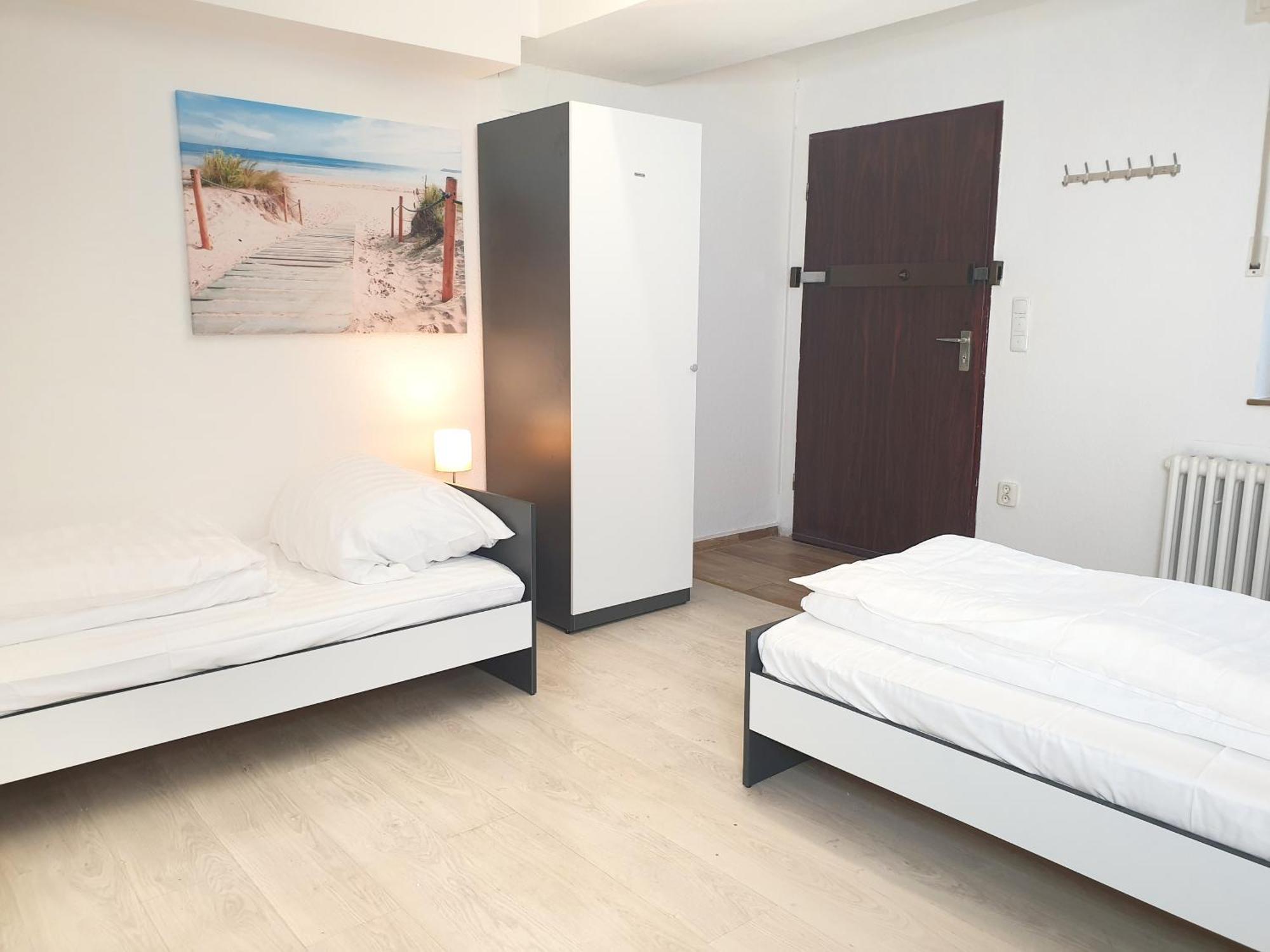 Meribu H1 Wohnung Fuer Monteure Und Arbeiter Gelsenkirchen Bagian luar foto